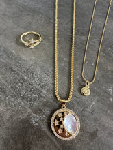 Load image into Gallery viewer, Lunaire Pearl Medallion
