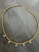 Load image into Gallery viewer, Glimmer Drops Necklace
