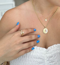Load image into Gallery viewer, Lunaire Pearl Medallion
