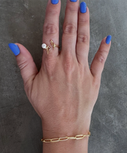 Load image into Gallery viewer, Paperclip bracelet
