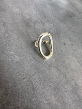 Load image into Gallery viewer, Oval Ring
