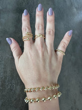 Load image into Gallery viewer, Spiral Rope Ring
