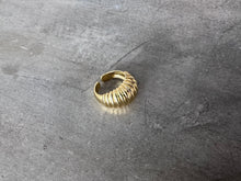 Load image into Gallery viewer, Chunky Ring
