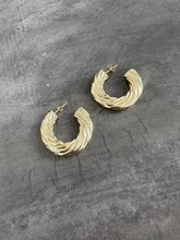 Load image into Gallery viewer, Chunky Golden Hoops
