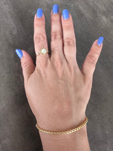 Load image into Gallery viewer, Box Chain Bracelet
